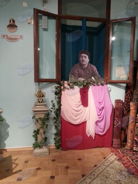 В Баку открылась необыкновенная выставка к 100-летию "Аршин мал алан" - РЕПОРТАЖ - ФОТО