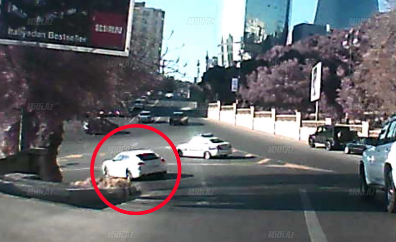 Невиданная наглость водителя Porsche на глазах у полиции в Баку - ФОТО - ВИДЕО