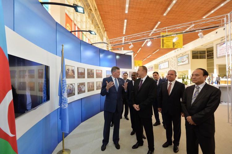 Президент Ильхам Алиев принял участие в открытии выставки "Bakutel-2014" - ОБНОВЛЕНО - ФОТО
