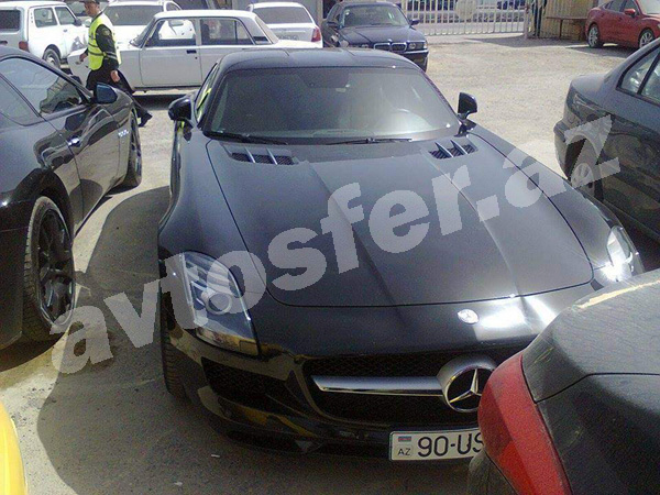 200 minlik maşınları Bakıda cərimə meydançasına saldılar - FOTO