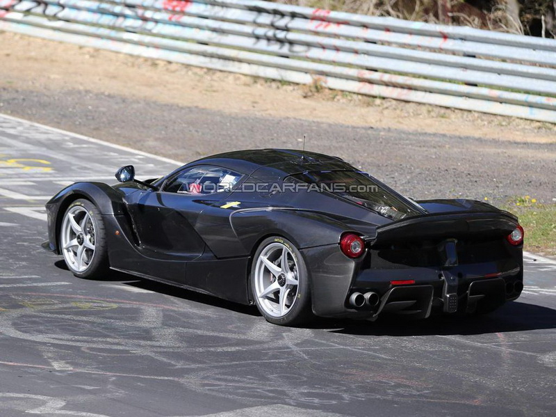 Самая мощная Ferrari в истории марки появится в декабре - ФОТО