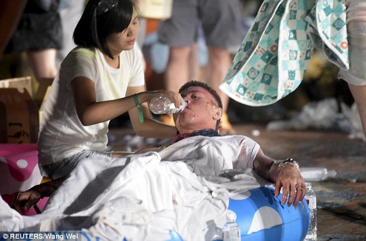 Мощный взрыв на Тайване: пострадали более 500 человек - ОБНОВЛЕНО - ФОТО - ВИДЕО