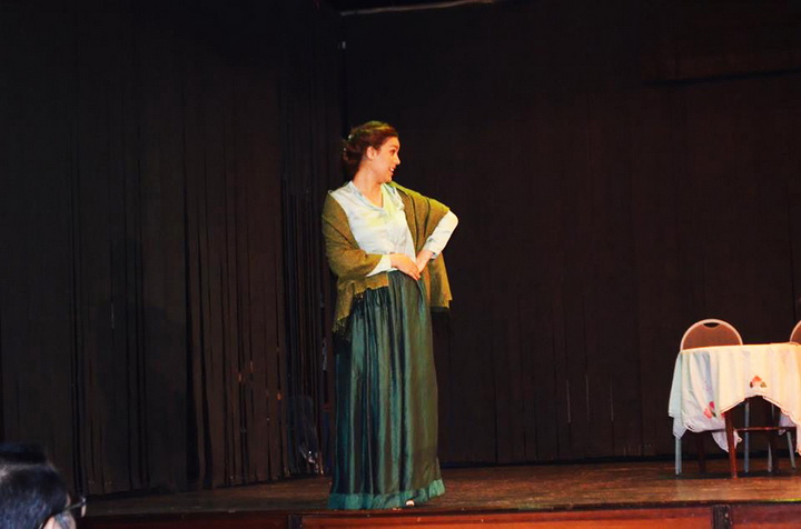 Азербайджанские студенты поставили пьесу Гоголя - ФОТО