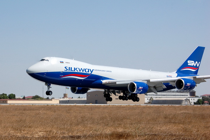 Парк воздушных судов Silk Way West пополнился новым самолетом Boeing 747-8 Freighter - ФОТО