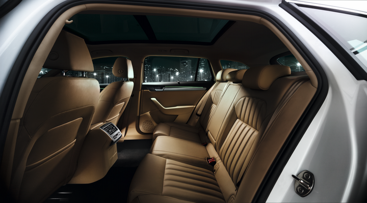 Skoda Superb - дизайн как iPhone! - ФОТО