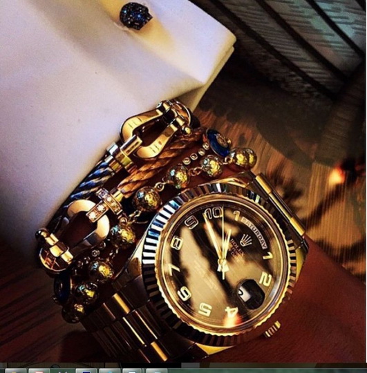 Açıq-saçıq İran qızları - FOTOLAR