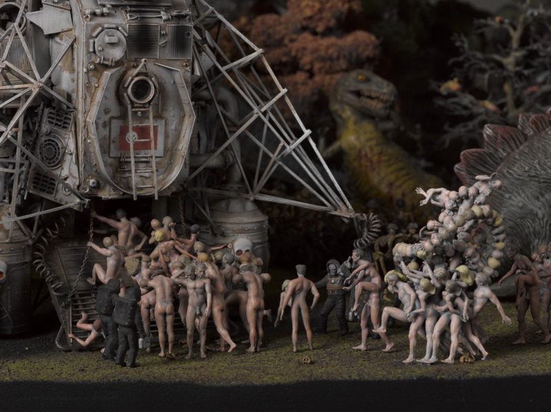 "Картинная галерея Day.Az": Эпатажные работы художников - ФОТО