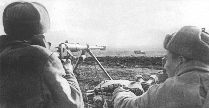 Кровь и железо: как ковалась победа СССР в войне - ФОТОСЕССИЯ