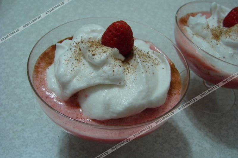 Клубничный гоголь-моголь - Пошаговый рецепт - ФОТО