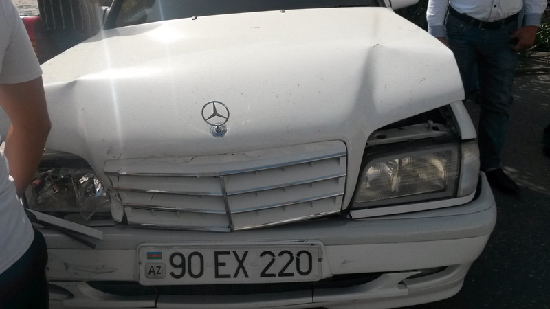 Paytaxtda avtobus maşınları biçə-biçə getdi - YENİLƏNİB - VİDEO - FOTO