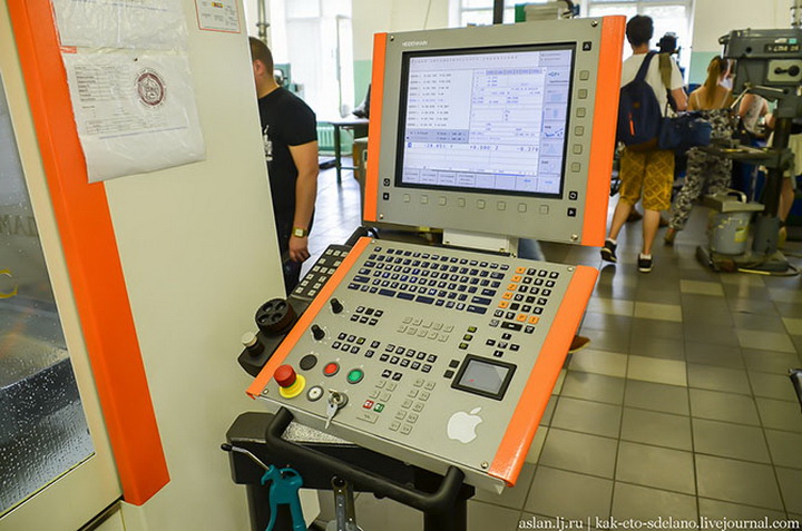 Как делают медали для чемпионов - ФОТОСЕССИЯ