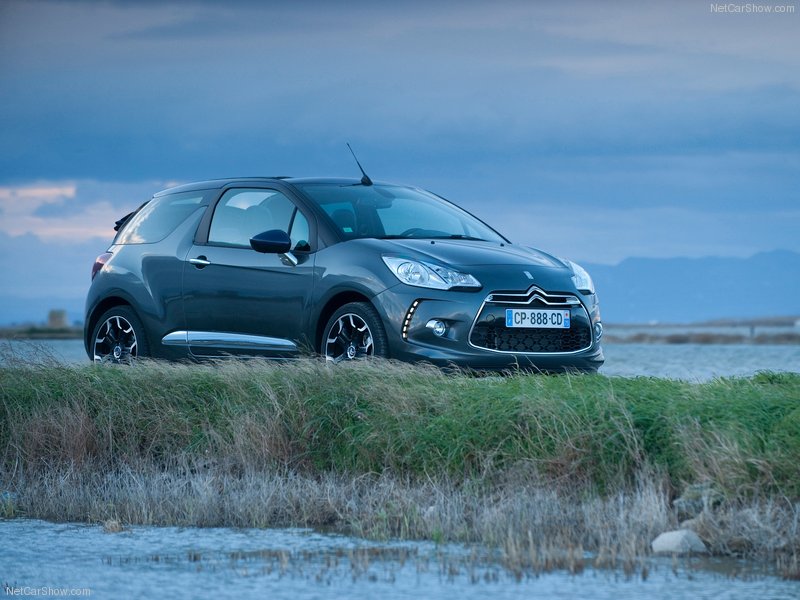 "Заряженный" кабриолет от Citroen станет серийным - ФОТО