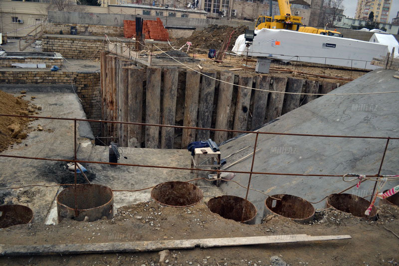 Bakıda yeni metro stansiyası tikilir – FOTO