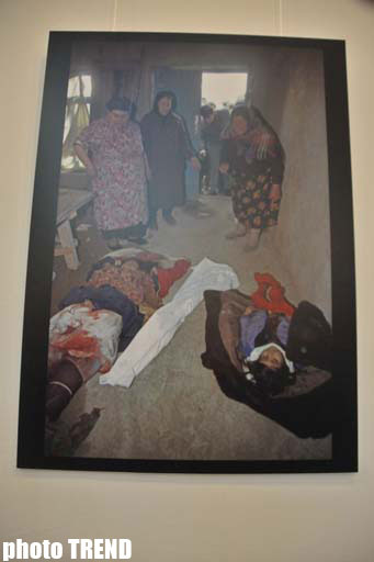 В Баку представлены работы французского фотографа о Ходжалинской трагедии - ОБНОВЛЕНО - ФОТО