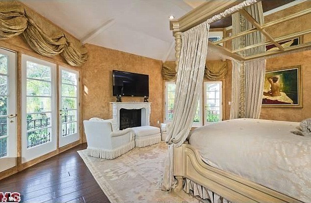 Дом Шварценеггера продан за 12,3 млн долларов – ФОТО