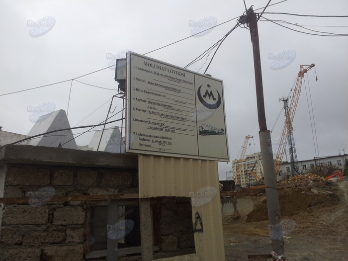 Закрыт основной вход на станцию метро "Мемар Аджеми" - ОБНОВЛЕНО - ФОТО