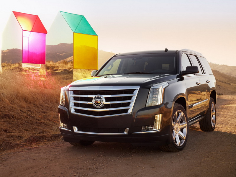 Новый Cadillac Escalade стал внедорожным лимузином - ФОТО