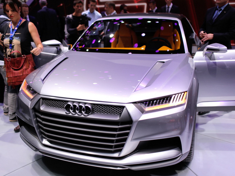 Audi готовит к производству самый большой внедорожник - ФОТО