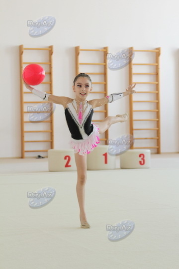 Будущие победители. Один день в Бакинской школе гимнастики - РЕПОРТАЖ - ФОТО