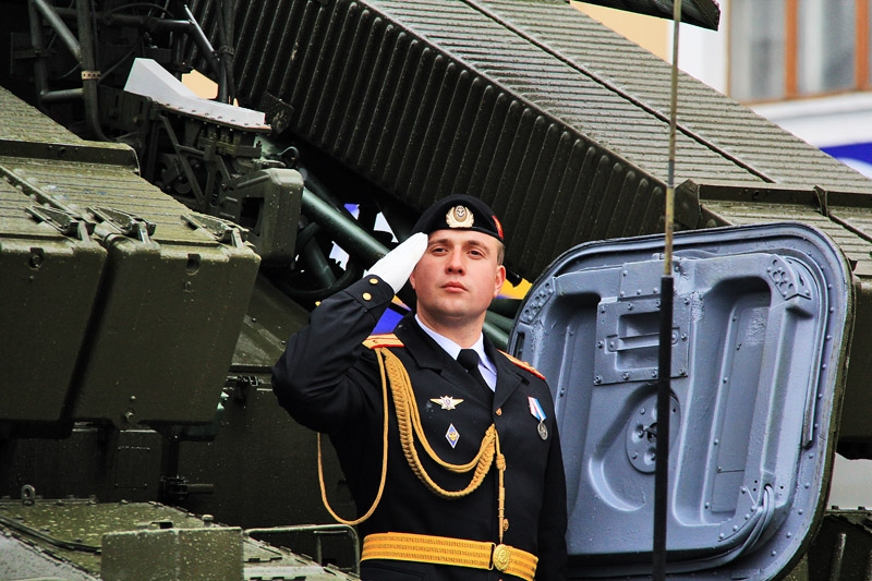 На Красной площади в Москве прошел военный парад в честь 67-й годовщины Победы - ОБНОВЛЕНО - ФОТО