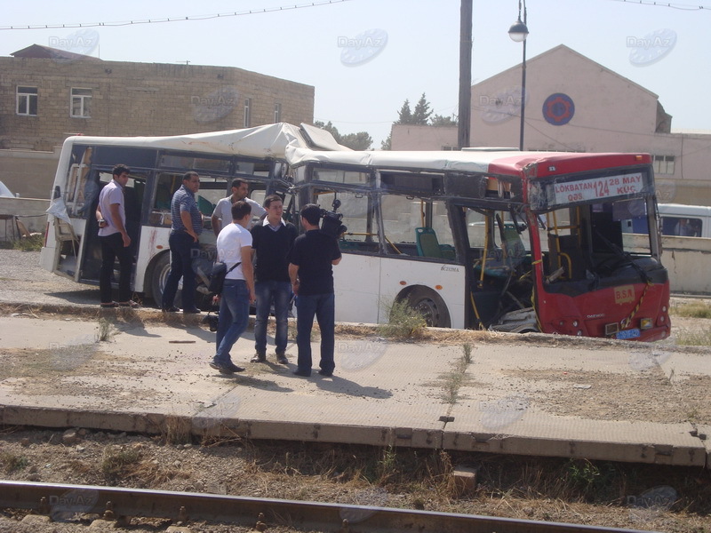 Обнародован полный список раненых и погибших в результате столкновения поезда с автобусом в Баку – ОБНОВЛЕНО – ФОТО - ВИДЕО – ОПРОС