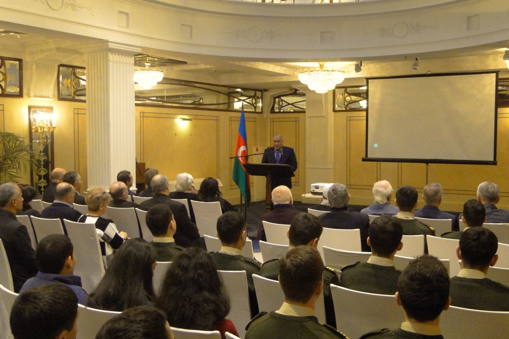 В Санкт-Петербурге прошло мероприятие памяти жертв событий 20 Января - ФОТО