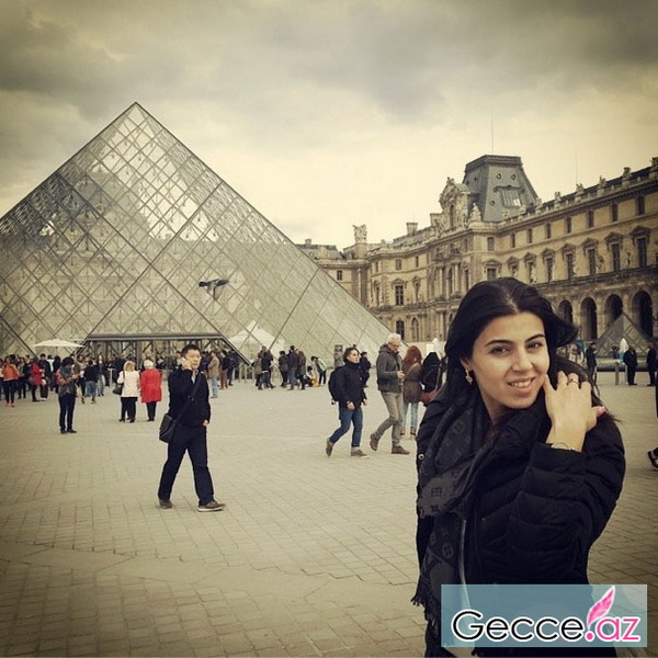 Azərbaycanlı teleaparıcının Paris macərası - FOTO