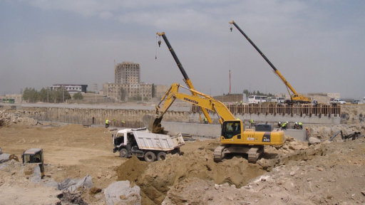 Автодорога у Олимпийского стадиона сделает движение транспорта удобнее - ФОТО