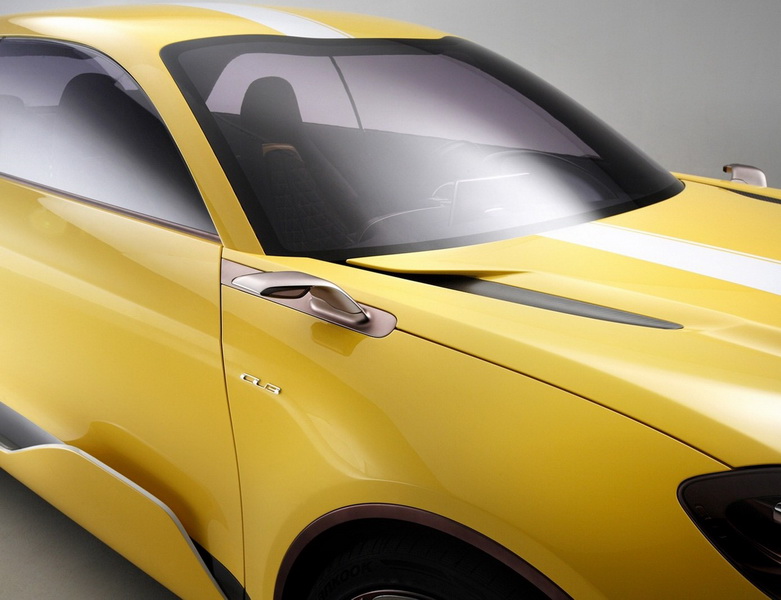 На автосалоне в Сеуле Kia показала машину-распашонку - ФОТО