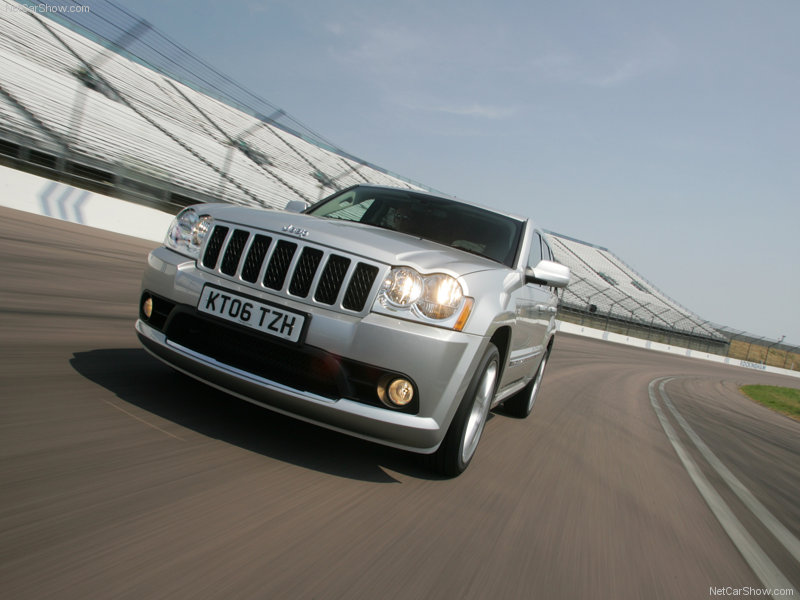 Jeep научит свои будущие гибриды преодолевать бездорожье - ФОТО