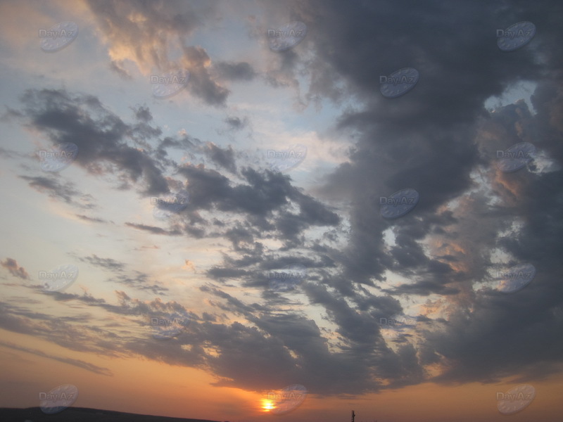 "Фотоклуб Day.Az": Очарование заката: небесная красота над Баку - ФОТО