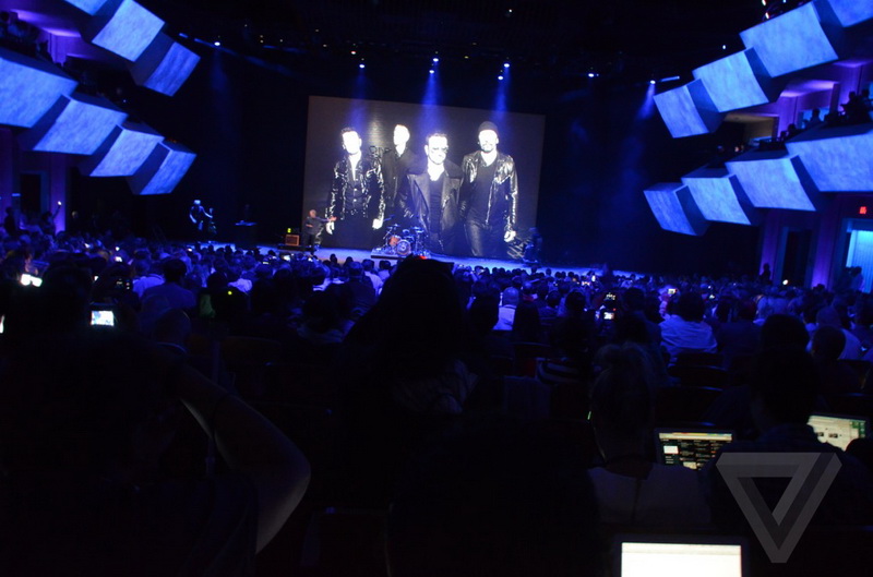 Apple представила два iPhone6, платежную систему и часы - ОБНОВЛЕНО - ФОТО - ВИДЕО