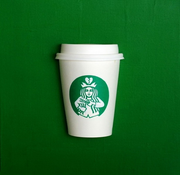 "Картинная галерея" Day.Az: Искусство из стаканчиков Starbucks - ФОТО