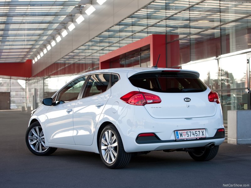 Новый Kia Cee’d стал более спортивным - ФОТОСЕССИЯ