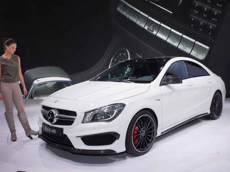 "Заряженный" седан Mercedes CLA 45 AMG обойдется в $47 450 - ФОТОССЕССИЯ