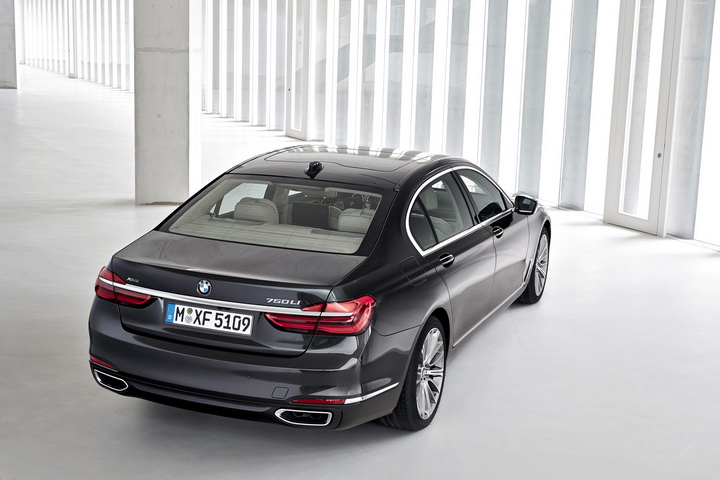 Новый BMW 7-Series представлен официально: все подробности о новинке - ФОТО