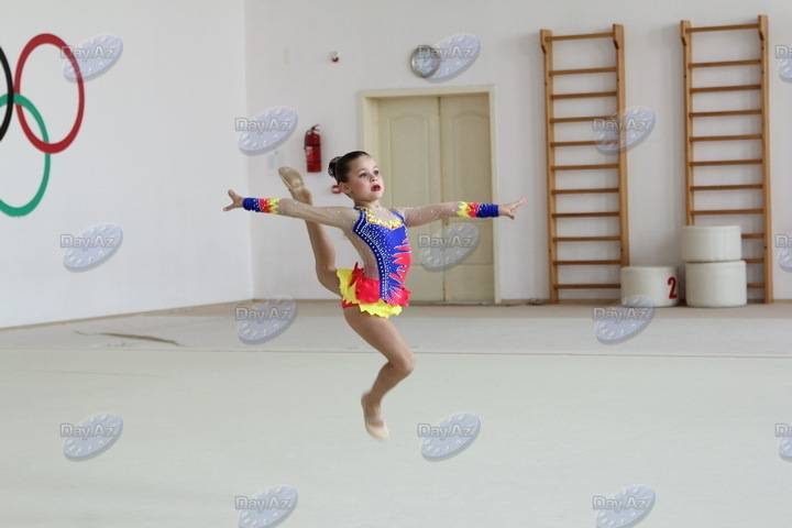 Будущие победители. Один день в Бакинской школе гимнастики - РЕПОРТАЖ - ФОТО