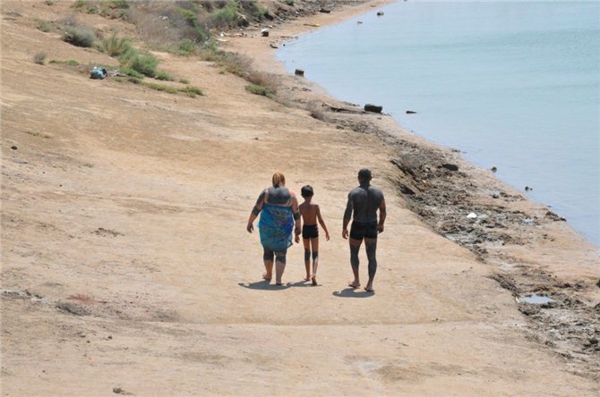 Bakıdakı "Duzlu göl" xəstəlik mənbəyidir? - FOTO