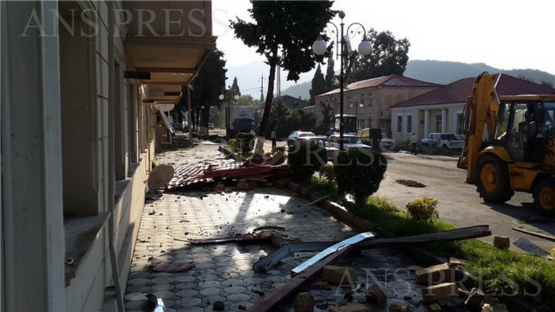 Külək iki rayonu viran elədi - YENİLƏNİB - FOTO