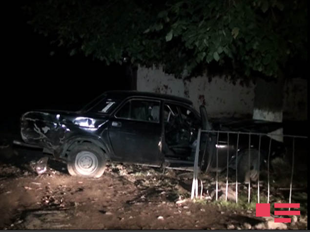 В Загатале водитель попал в ДТП на угнанном автомобиле - ОБНОВЛЕНО - ФОТО - ВИДЕО