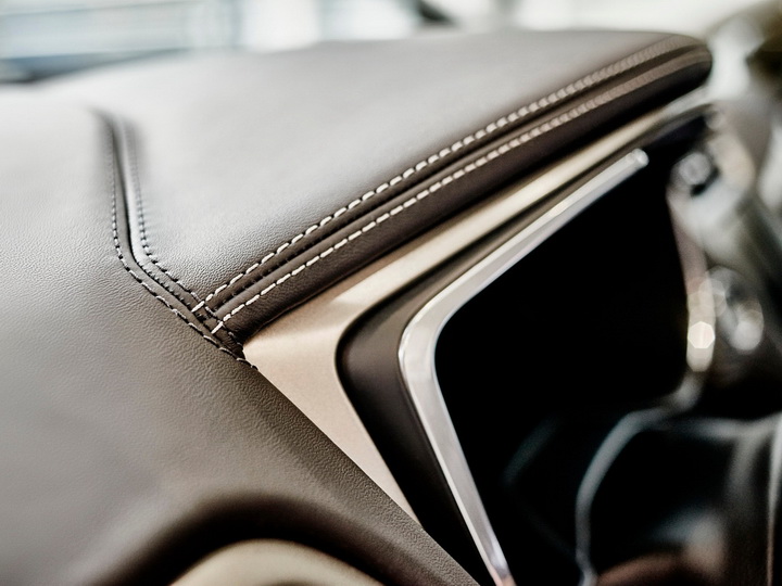 Ford окунул в роскошь семейство Mondeo - ФОТО