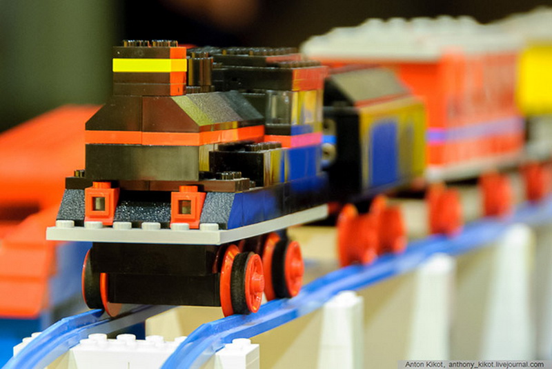 Музей LEGO – история "кубиков с пупырышками" - ФОТОСЕССИЯ