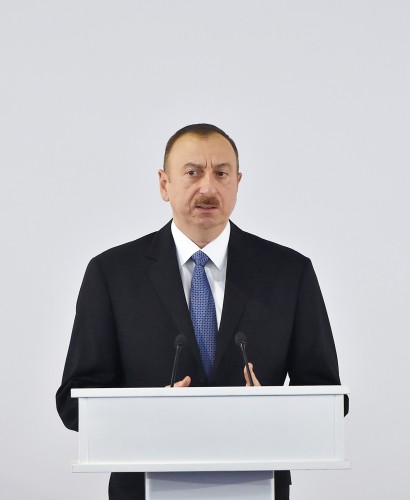 Президент Ильхам Алиев и его супруга Мехрибан Алиева приняли участие в открытии выставок Caspian Oil & Gas и Caspian Power - ОБНОВЛЕНО - ФОТО - ВИДЕО