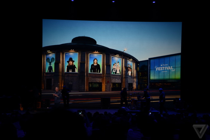 Apple представила два iPhone6, платежную систему и часы - ОБНОВЛЕНО - ФОТО - ВИДЕО