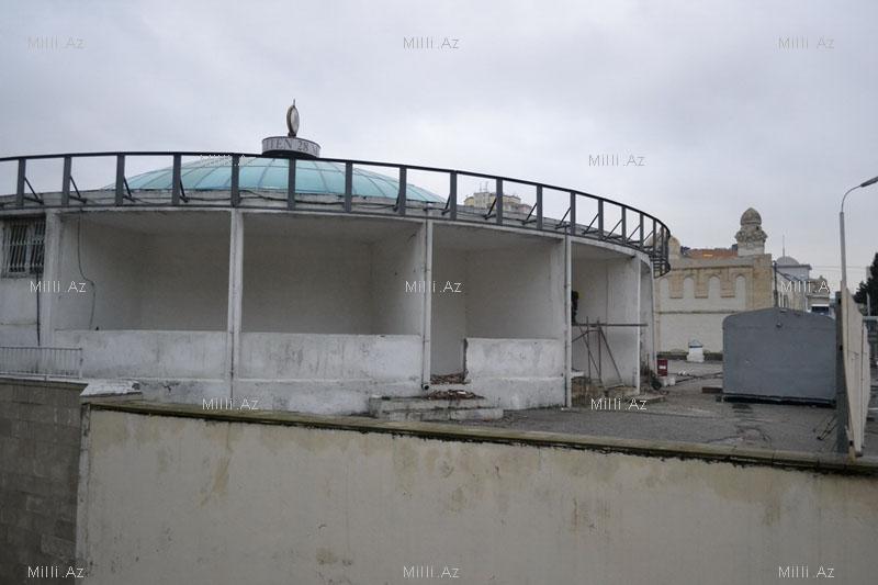 Закрывается выход на одну из центральных станций бакинского метро - ОБНОВЛЕНО - ФОТО