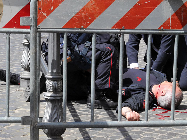 Стрельба у правительственного дворца в Риме: есть раненые - ОБНОВЛЕНО - ФОТО