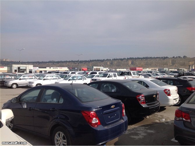 Yeni şərtlər maşın bazarında durğunluğa səbəb olub – FOTO