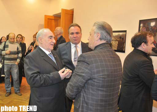 В Баку представлены работы французского фотографа о Ходжалинской трагедии - ОБНОВЛЕНО - ФОТО