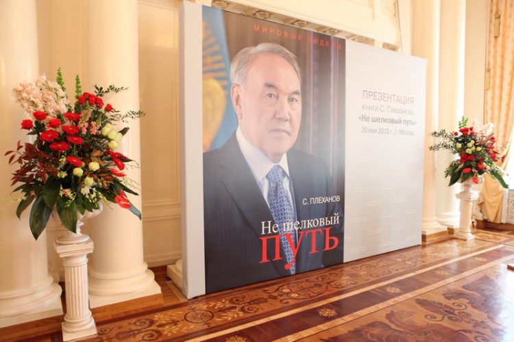 Полад Бюльбюльоглу: С возвращением великого лидера Гейдара Алиева жизнь начала налаживаться - ФОТО