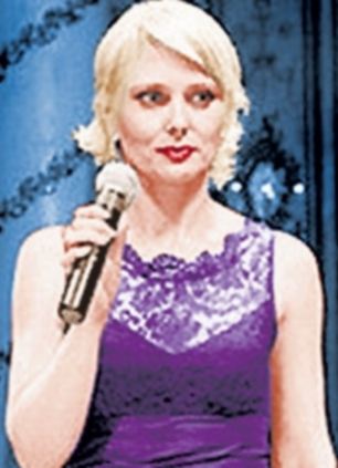 Жена миллиардера судится с мужем за дорогие особняки - ФОТО